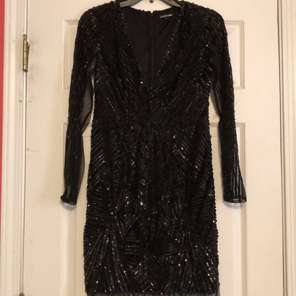 💄 little black dress!